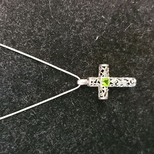 Sterling Silver Vintage Peridot Cross Necklace.